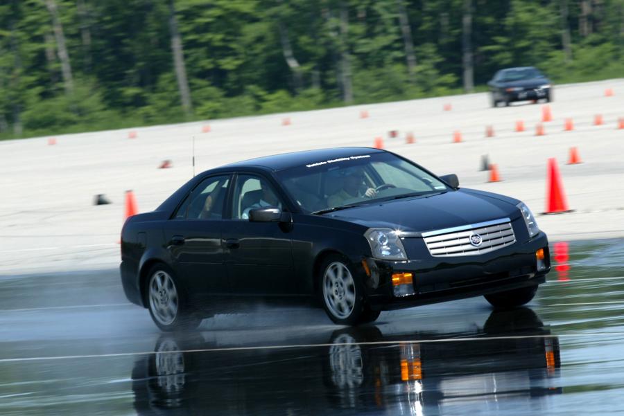  Cadillac CTS 2003 года  (фото 14 из 68)